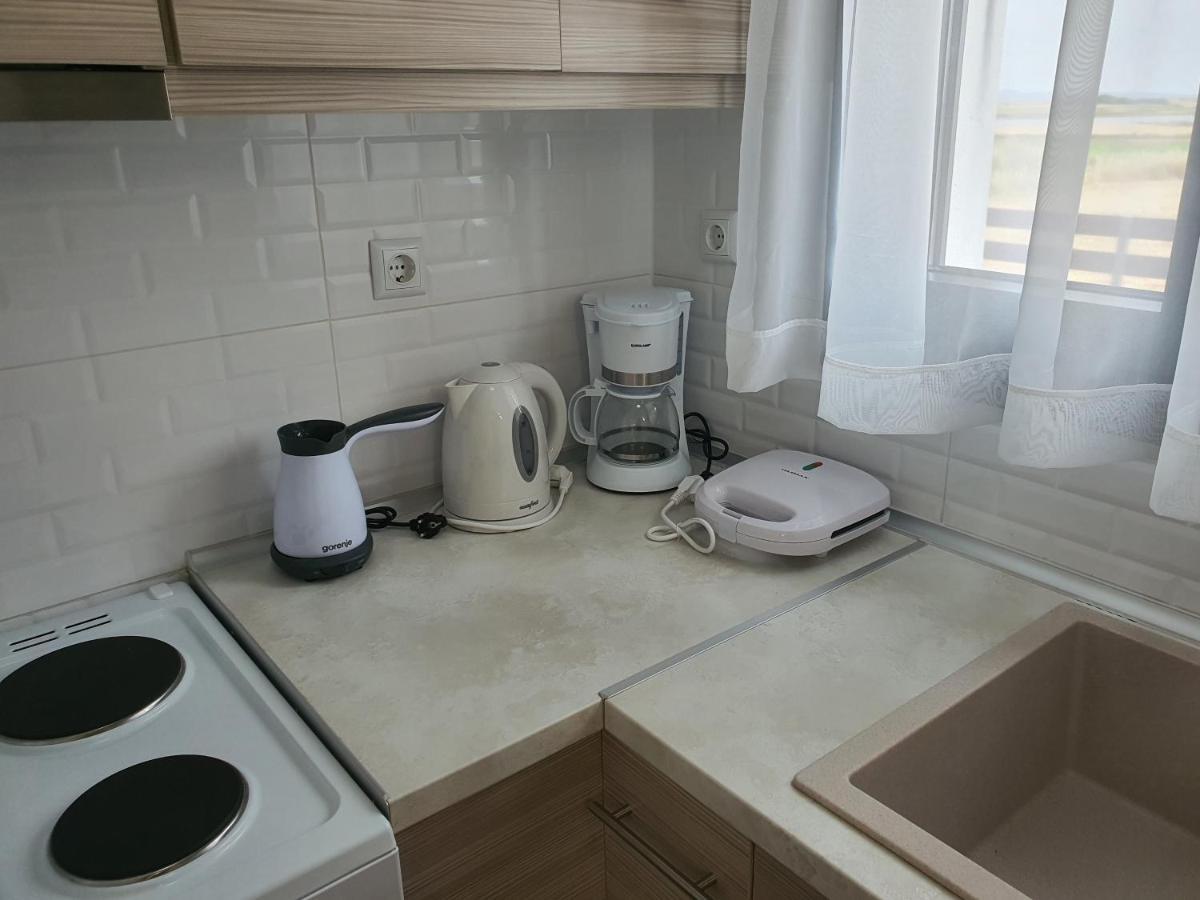 Island View Apartments Moudhros Luaran gambar
