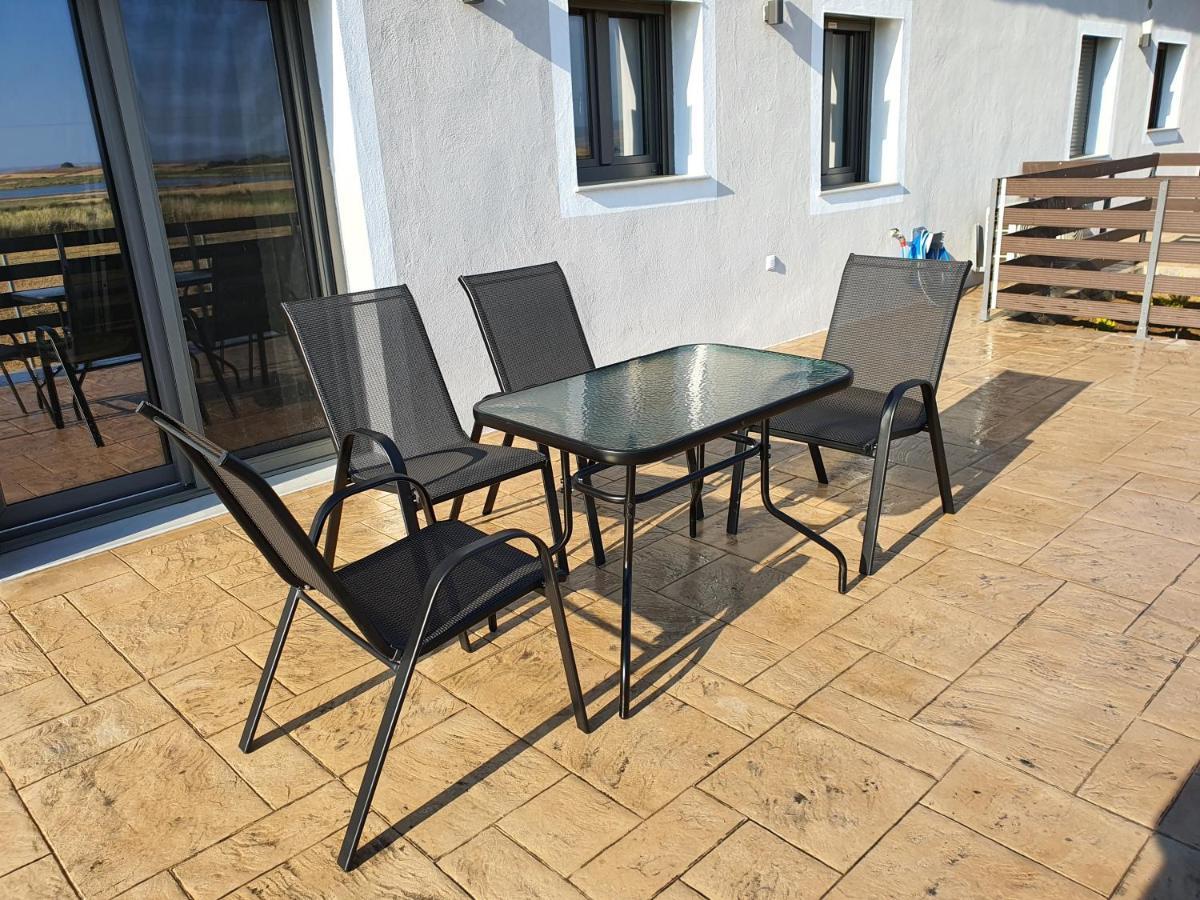 Island View Apartments Moudhros Luaran gambar